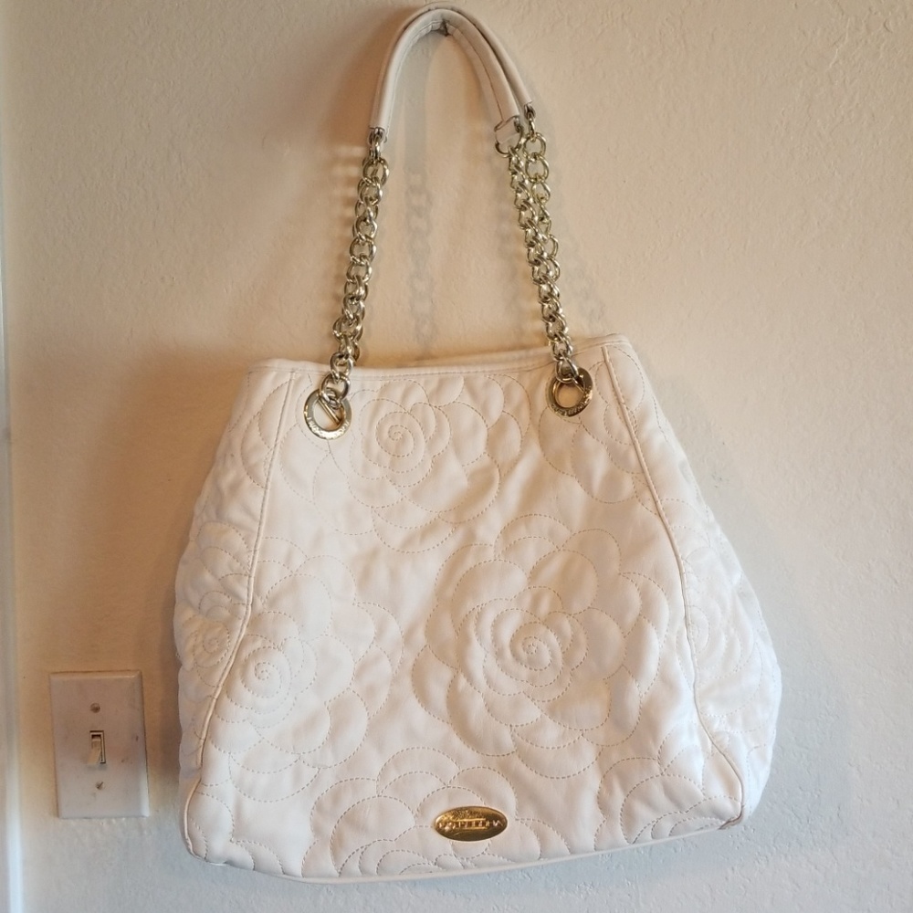 White faux leather purse
